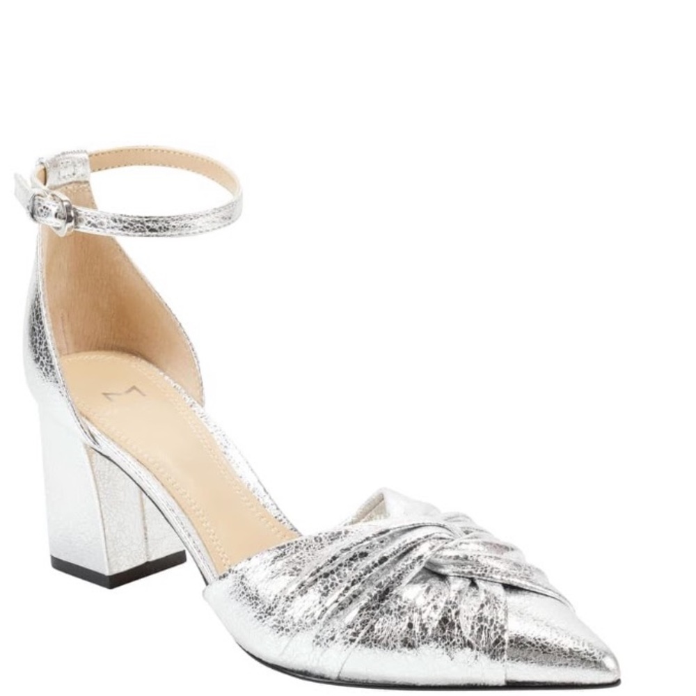 Knotted ankle strap block heel pump